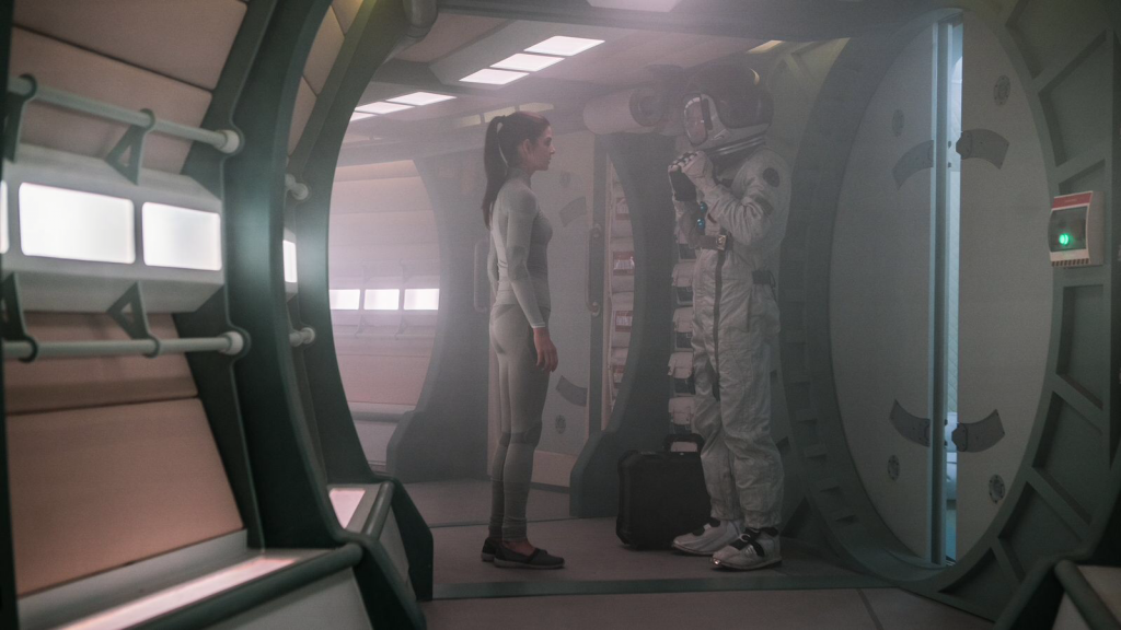 Кадр из фильма Орбита 9